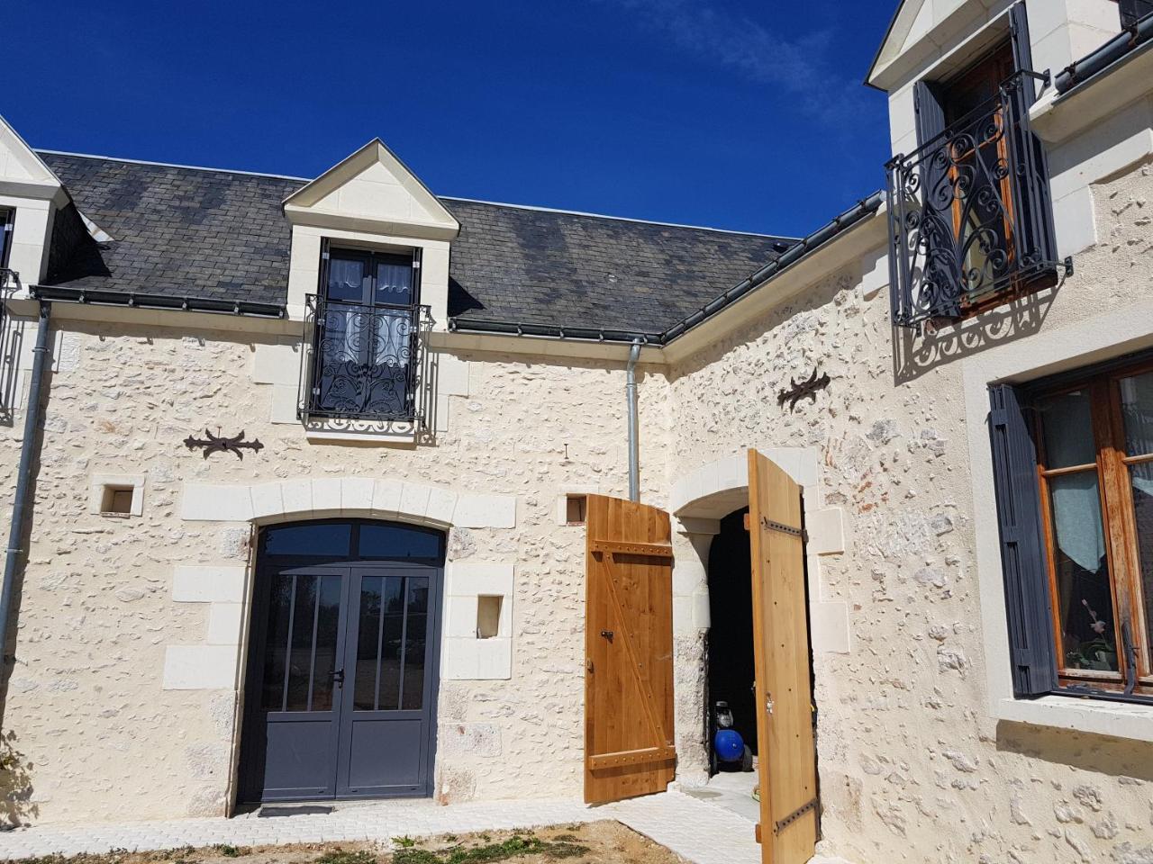 Le Clos De La Briollerie Otel Tauxigny Dış mekan fotoğraf