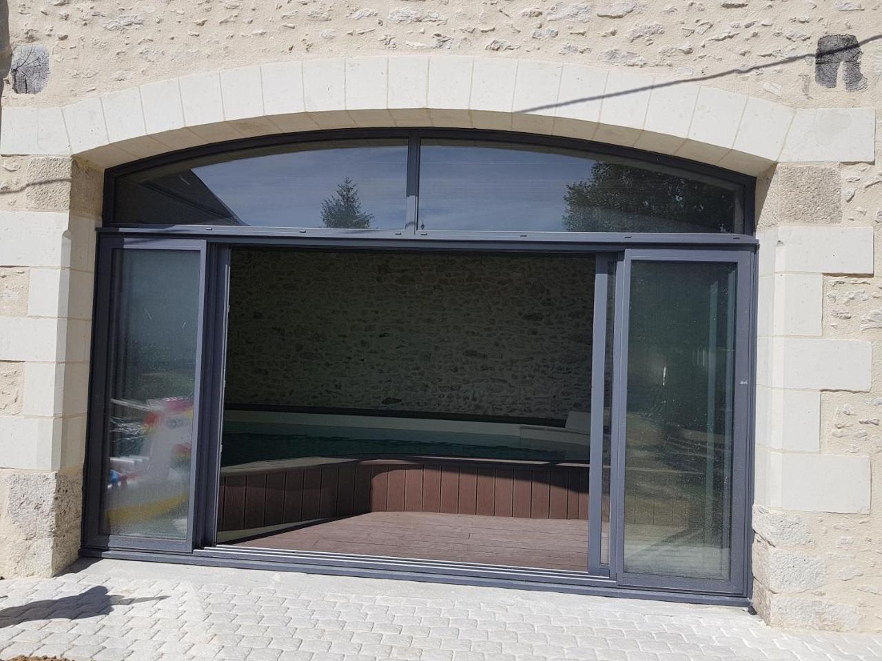 Le Clos De La Briollerie Otel Tauxigny Dış mekan fotoğraf